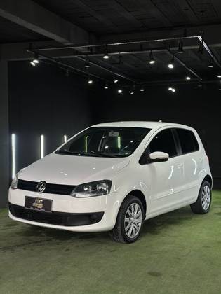 VOLKSWAGEN FOX 1.6 MI 8V FLEX 4P MANUAL VOLKSWAGEN FOX 1.6 MI 8V FLEX 4P MANUAL